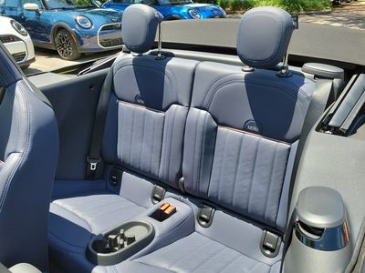 2026 MINI Convertible — photo 11 view