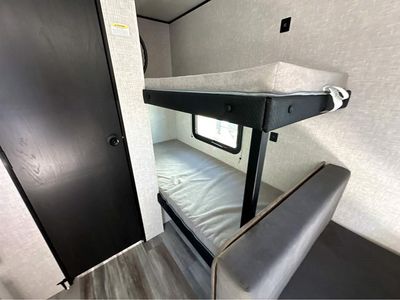 2025 JAYCO JAY FLIGHT SLX - Photo 9