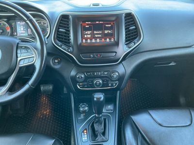 2019 Jeep Cherokee - Photo 11