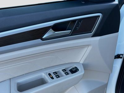 2023 Volkswagen Atlas — photo 23 view