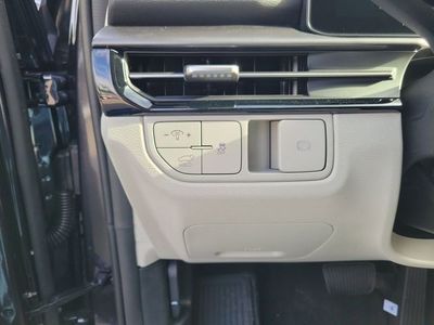 2026 Kia Sportage — photo 10 view