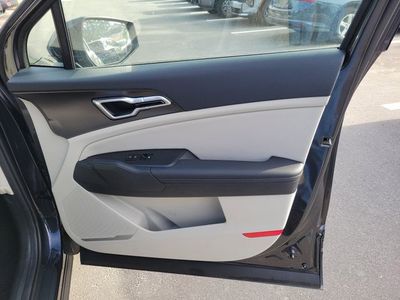 2026 Kia Sportage — photo 32 view