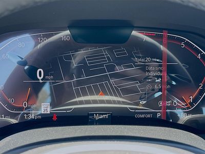 2026 BMW 8 Series — photo 9 view