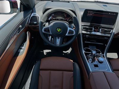 2026 BMW 8 Series — photo 17 view