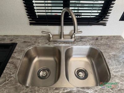2021 Highland Ridge RV Open Range — photo 19 view