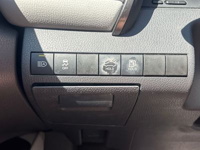 2023 Toyota Camry - Photo 23