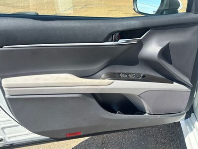 2023 Toyota Camry - Photo 6