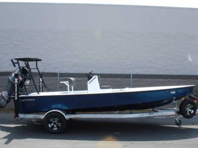 2026 Xpress Skiff 185 — front three-quarter view