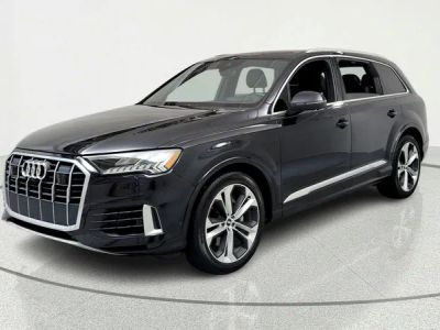 2021 Audi Q7 Prestige 55 TFSI quattro Tiptronic in Black — front three-quarter view