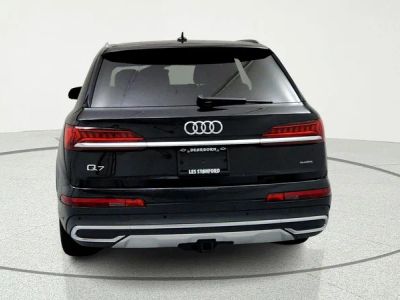 2021 Audi Q7 — interior view