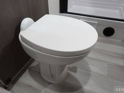 2026 Grand Design Momentum MAV — photo 12 view
