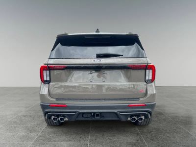 2026 Ford Explorer — detail view