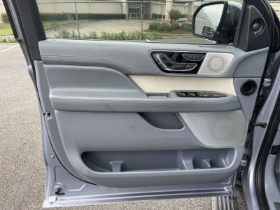 2022 Lincoln Navigator - Photo 15