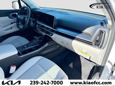 2026 Kia Sorento - Photo 13