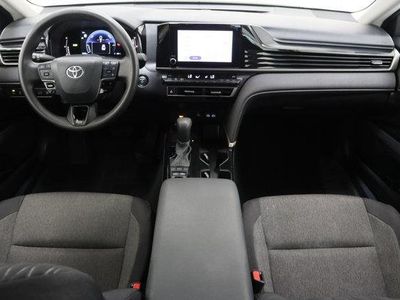 2025 Toyota Camry FWD - Photo 29