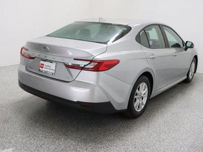 2025 Toyota Camry FWD - Photo 7