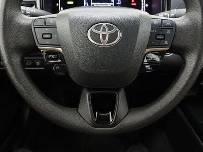 2025 Toyota Camry FWD - Photo 23