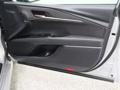2025 Toyota Camry FWD - Photo 34