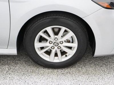2025 Toyota Camry FWD - Photo 5