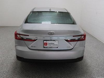 2025 Toyota Camry FWD - Photo 8