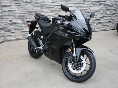 2026 Yamaha YZF-R3 - Photo 2