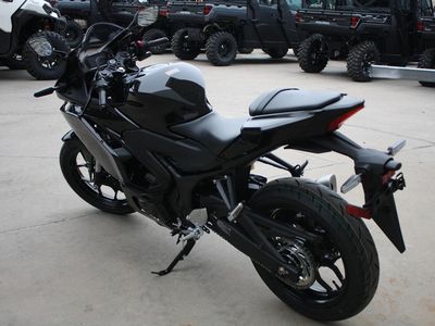 2026 Yamaha YZF-R3 - Photo 6