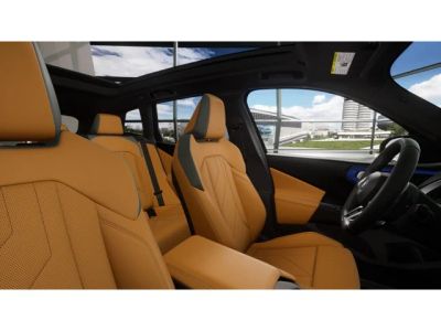 2026 BMW X3 — photo 9 view