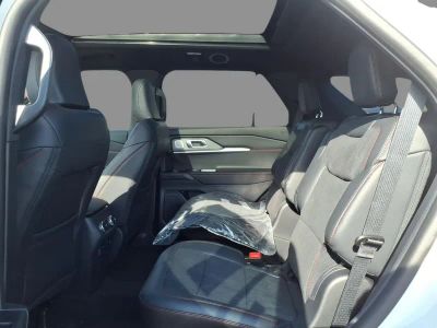 2026 Ford Explorer — detail view