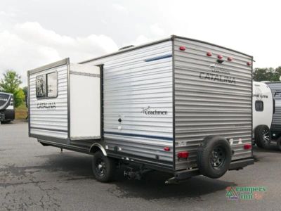 2023 Coachmen RV Catalina Summit Series 7 - Photo 5