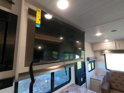 2024 Forest River RV Grand Surveyor - Photo 33