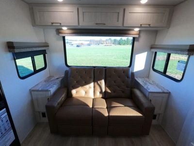 2024 Forest River RV Grand Surveyor - Photo 31