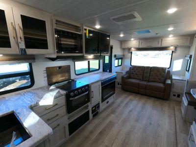 2024 Forest River RV Grand Surveyor - Photo 36