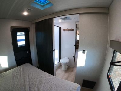 2024 Forest River RV Grand Surveyor - Photo 38