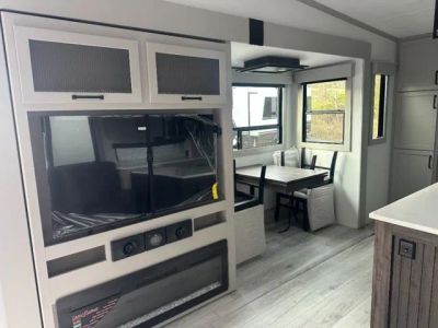 2026 Keystone RV Montana High Country - Photo 4