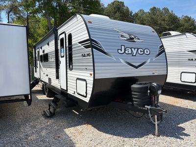 2026 Jayco Jay Flight SLX — front three-quarter view