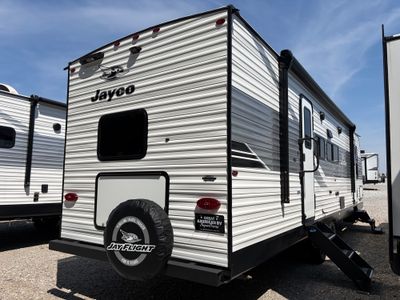 2026 Jayco Jay Flight SLX — photo 7 view