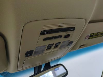 2010 Lexus ES — photo 23 view