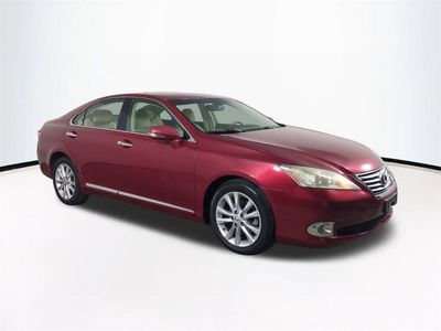 2010 Lexus ES — side profile view