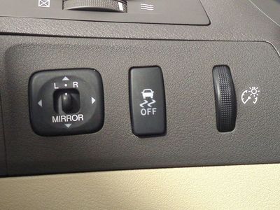 2010 Lexus ES — photo 28 view