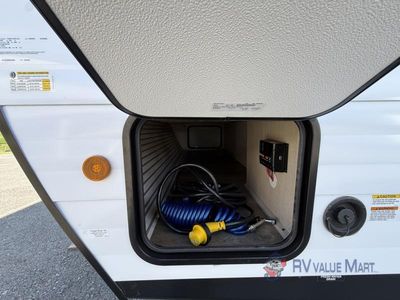 2025 Shasta RVs i-5 Edition - Photo 9