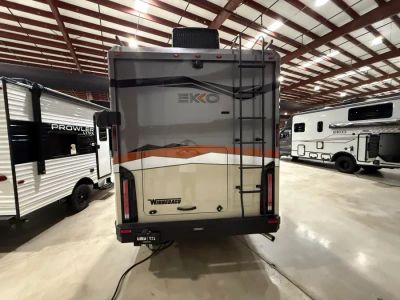 2027 Winnebago EKKO — photo 15 view