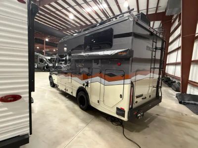 2027 Winnebago EKKO — photo 16 view