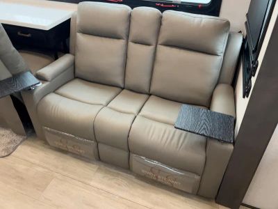 2026 Jayco BIGHORN - Photo 6