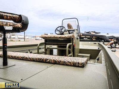 2026 Lowe Roughneck Center Console - Photo 10