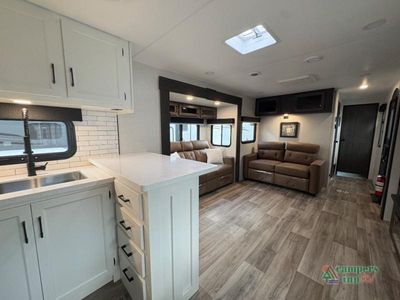 2026 Venture RV SportTrek Touring Edition — photo 14 view