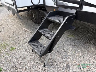 2026 Venture RV SportTrek Touring Edition — photo 45 view