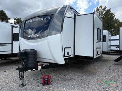 2026 Venture RV SportTrek Touring Edition — interior view