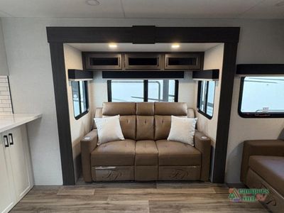 2026 Venture RV SportTrek Touring Edition — photo 15 view