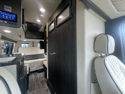 2023 Midwest Automotive Designs PASSAGE - Photo 15