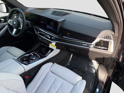 2026 BMW X5 — photo 13 view